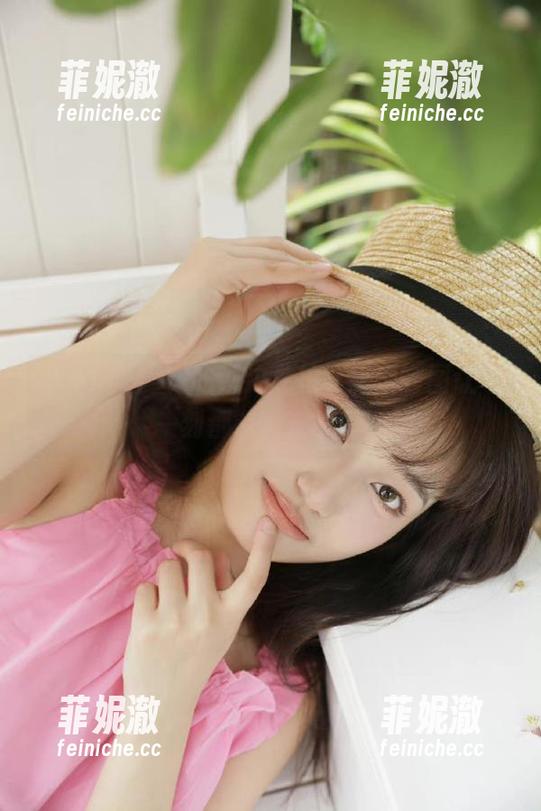 Bomi(普美)的海边私拍，甜蜜套图让每一刻都镌刻在心中！