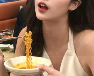 微密圈 – 从Callmecandy的海边资源中，看到了不一样的夏日故事！