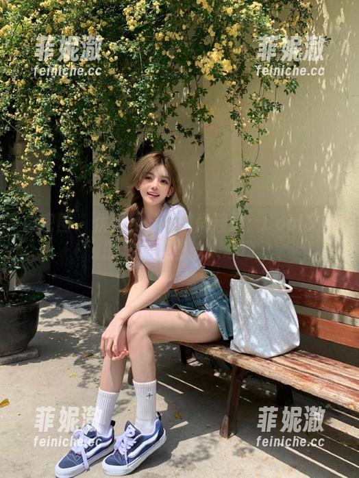 微密圈 - 优雅黑丝与时尚碰撞：Cool文茜的写真美图让人心动