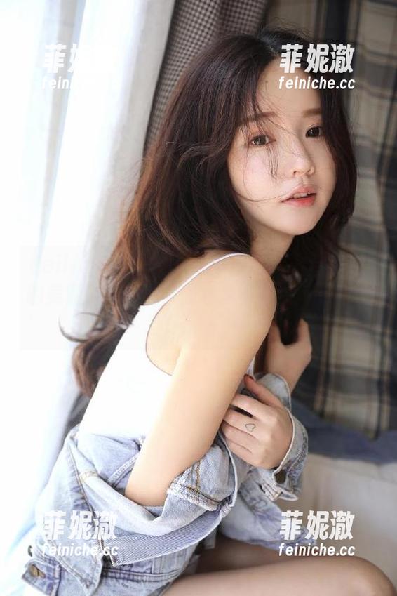 Feilin嗲囡囡 - 感受陈雅漫VICKY泳装的美丽，畅享独特图包及丰富资源的完美结合