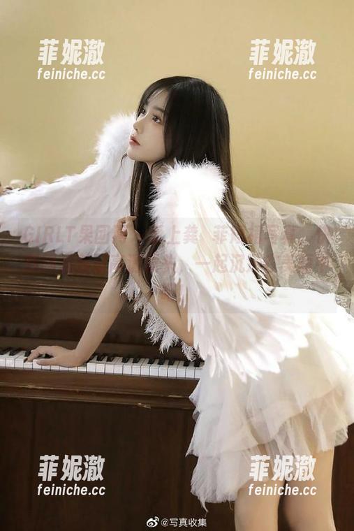 GIRLT果团网-龚玥菲 GIRLT果团网 - 爱上龚玥菲短裙写真,快到网盘获取高清镜头,一起沉浸在美丽中吧!