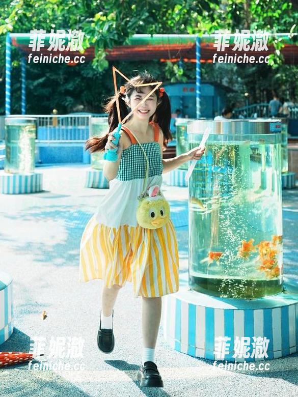 IMiss爱蜜社 - 探索张思允Nice灰丝主题的图片合集，展现她的青春与活力之美