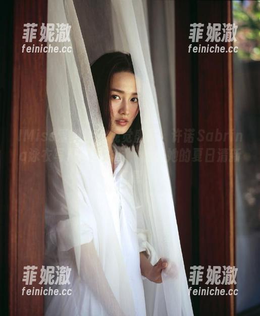 IMiss爱蜜社 - 视觉盛宴：许诺Sabrina泳衣写真原图作品，感受她的夏日清新气息