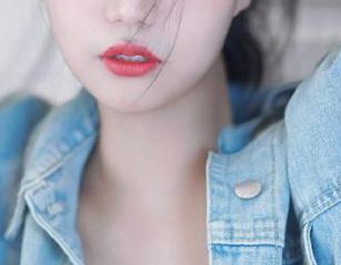 无圣光才是真正的挑战，KuukoW的瑜伽图片为你打call！