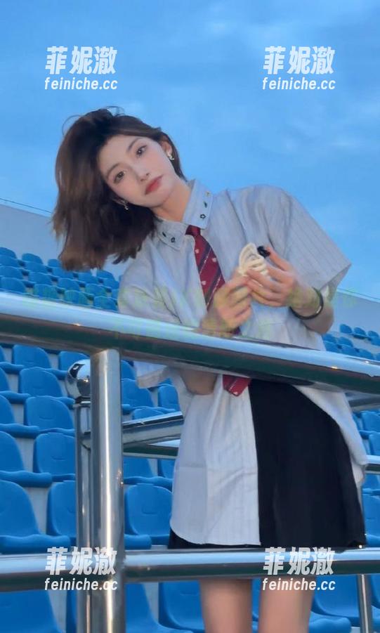 喵糖映画全套泳装JK制服图片，绝对是你不可错过的清新之选
