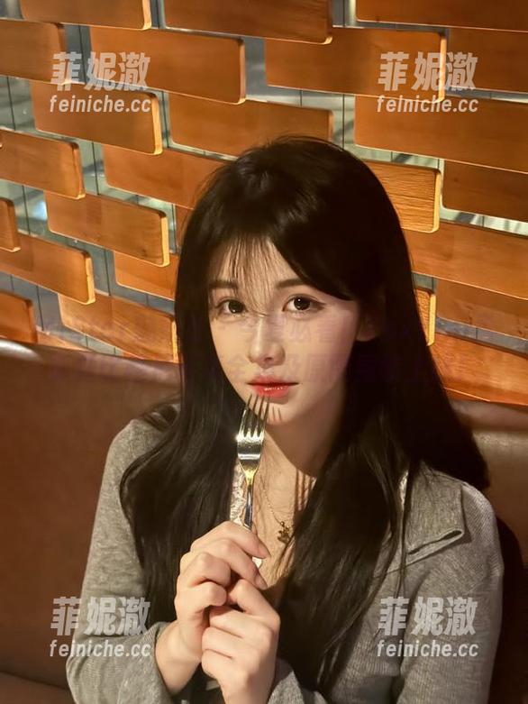 MiStar魅妍社-FoxYini孟狐狸 MiStar魅妍社 - 今夏必看!FoxYini孟狐狸比基尼写真全集及原图重磅上线!