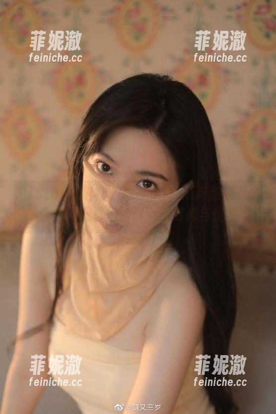 MiStar魅妍社-糯美子Mini MiStar魅妍社 - 糯美子Mini高跟鞋写真合集,观看她如何演绎时尚与优雅