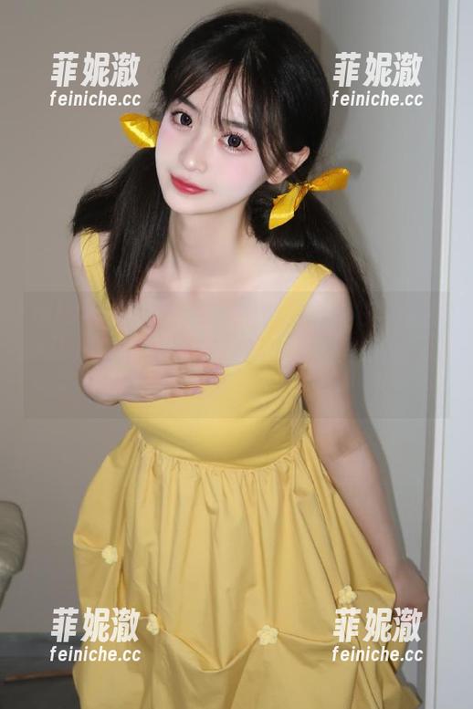 MiStar魅妍社 - 写真中的白衬衫与闵妮Mily：当我自诩时尚时，镜子里却是个搞笑达人！