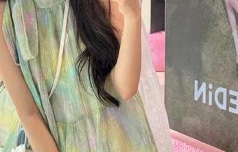 MiiTao蜜桃社 – 快来欣赏最新小魔女lily姐姐的写真原图，美丽到让你窒息