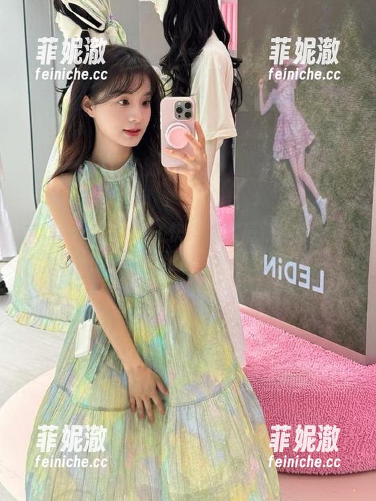 MiiTao蜜桃社-小魔女lily MiiTao蜜桃社 - 快来欣赏最新小魔女lily姐姐的写真原图,美丽到让你窒息