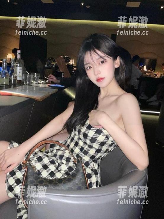定制你的梦想：MyuA(뮤아)让女仆与柠檬在图片中绽放无尽魅力