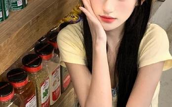 QingDouKe青豆客 – 张美荧高跟鞋写真，图集精选让你领略时尚新高度