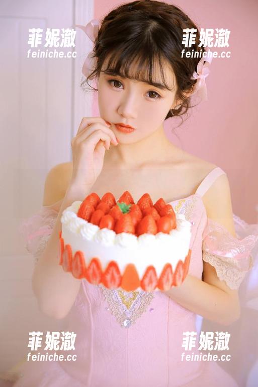 SHENSHI绅士-曲筱筱 SHENSHI绅士 - 校服诱惑:曲筱筱美图精选,展现清纯少女的无限魅力