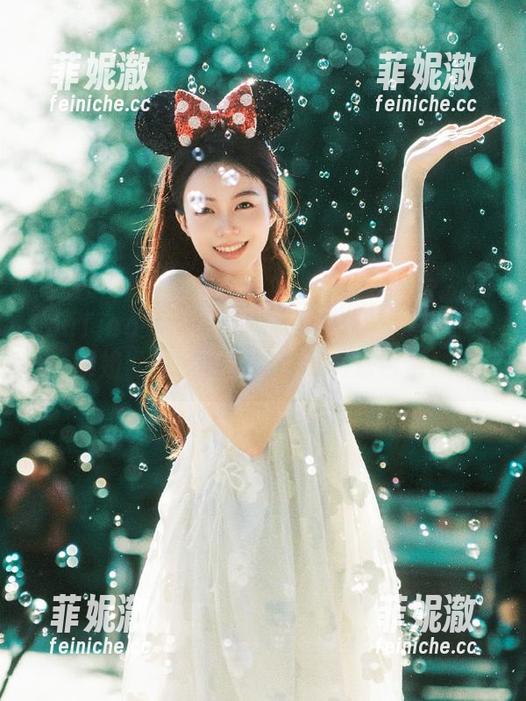 TouTiao头条女神-月音瞳 TouTiao头条女神 - 跟着月音瞳一起进入御姐世界,超丰富写真资源合集!