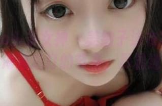TouTiao头条女神 – 美纳子泳衣写真精选，感受海浪拍打的节奏，尽显迷人魅力