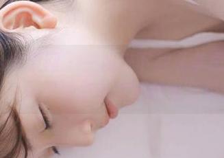 UGirls尤果网 – 一起来下载《李思宁剧情》：探索她作品中的故事与风格
