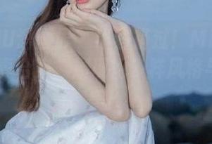 XIAOYU语画界 – 不容错过！Miki兔在线JK写真合集，展现她多样风格与个性之美！