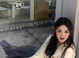XIAOYU语画界 – 探秘周于希Sandy办公室，收获令人心动的福利与精彩作品合集
