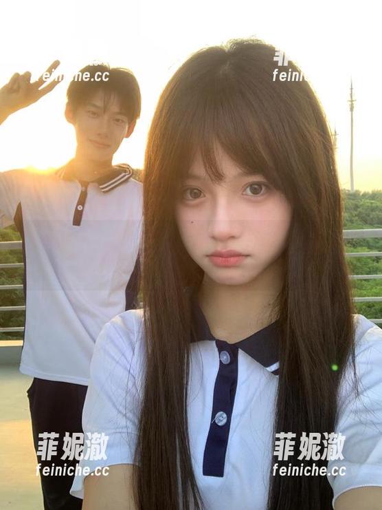 XIAOYU语画界 - 感受林乐一的修女写真：图集中蕴藏的情感与故事