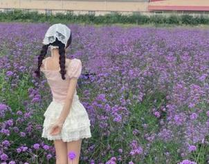 XIAOYU语画界 – 不可错过的最新力作，苏曼兮油亮写真集展现无限可能与创意！