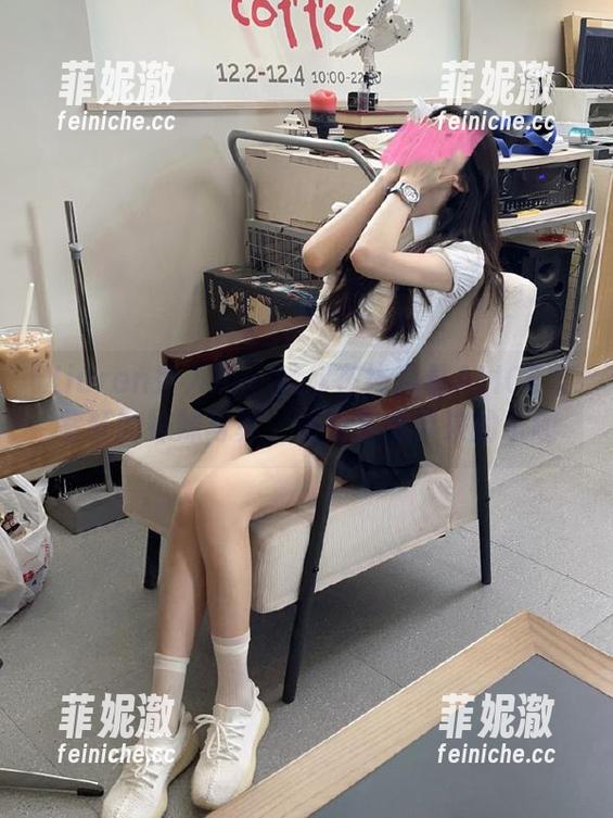 Xiuren秀人网 - 邀你在线观看ALICE梁紫轩的妹妹写真，感受艺术带来的乐趣