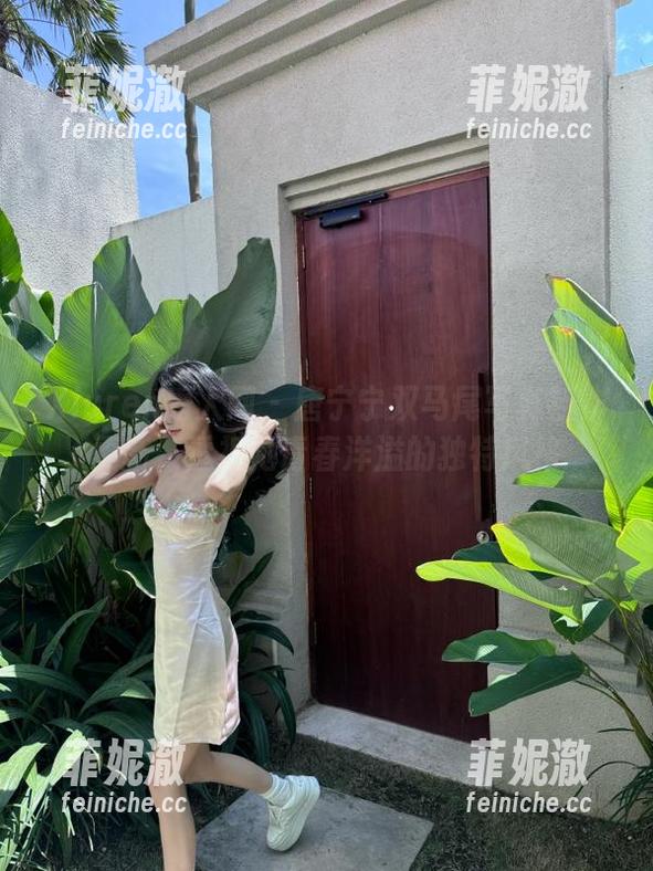 Xiuren秀人网 - 唐宁宁双马尾写真新作更新，透视她青春洋溢的独特风格