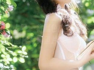 Xiuren秀人网 – 将黑色之美演绎到极致：圆圆酱写真照片精华合集