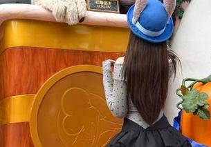 Xiuren秀人网 – 邂逅小Kiki黑白写真，高清原图展现细腻艺术之美