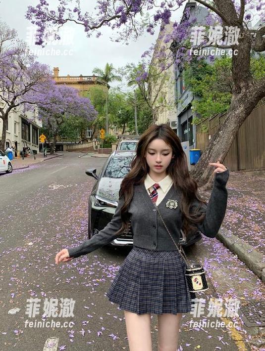 Xiuren秀人网 - 走进小尤奈的美腿世界，私房原图让你看到不一样的她！