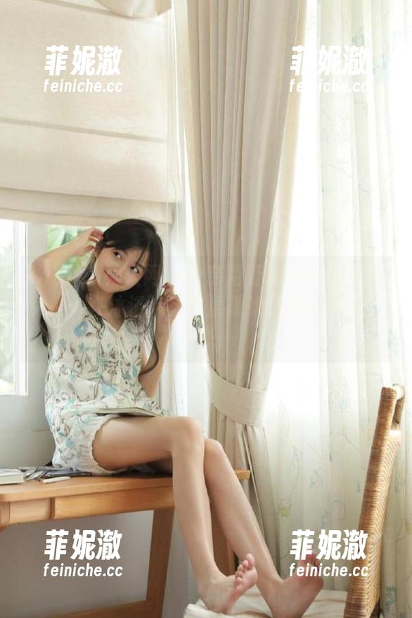 Xiuren秀人网 - 分享月野兔美妞浴室写真集：在沐浴泡泡中展现她独特的魔力与诱惑！