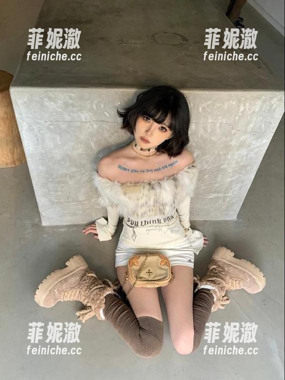 Xiuren秀人网-李梓熙 Xiuren秀人网 - 感受李梓熙的吊带魅力:这一系列写真图片让你重新定义时尚之美