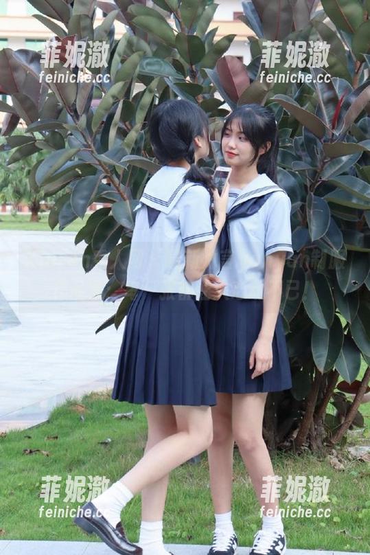 Xiuren秀人网 - 最新沐言yanyan制服作品集：每一张都让人心动不已！