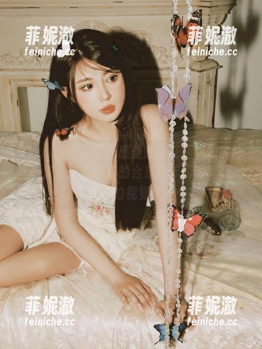 Xiuren秀人网-陈小花 Xiuren秀人网 - 感受陈小花网袜的时尚冲击波,精心准备的合集与丰富的套图满足你的视觉享受