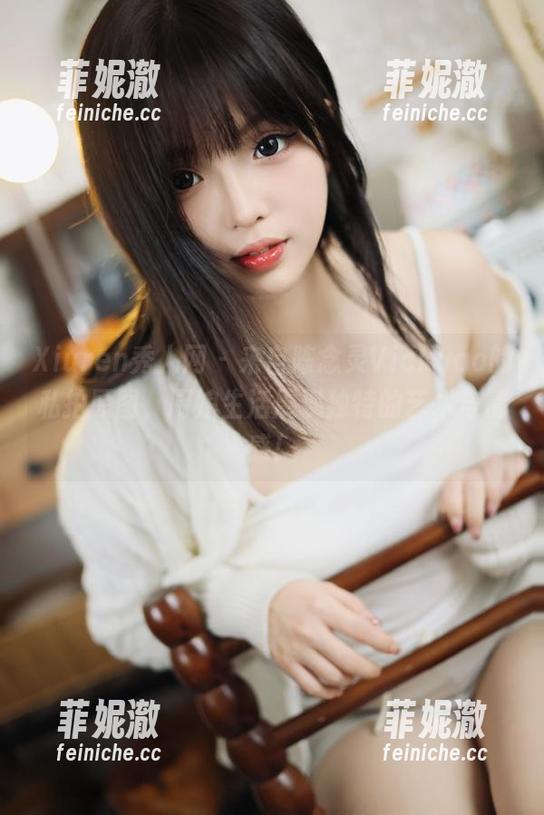 Xiuren秀人网 - 来自陈念灵Vickyao的私拍原图，厨娘生活展现独特的艺术与情感！