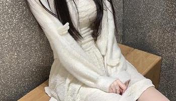 Xiuren秀人网 – 探索陈梵妮Fanny镂空艺术，观看她的写真合集展现不一样的魅力