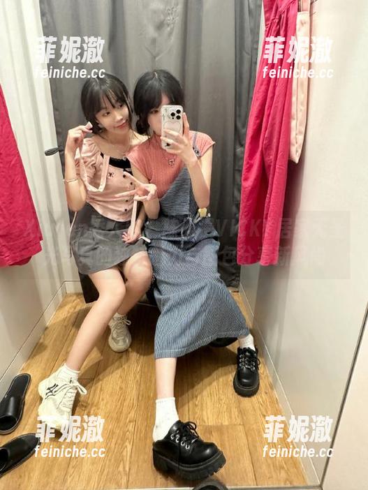 Xiuren秀人网 - 陈雅漫VICKY居家无圣光写真的独特魅力与图包分享新风尚