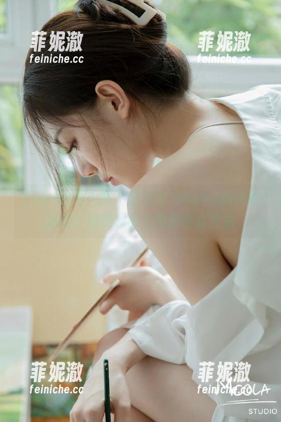 Xiuren秀人网 - 透视雨儿baby的透明魅力：精美原图与图册全在这里