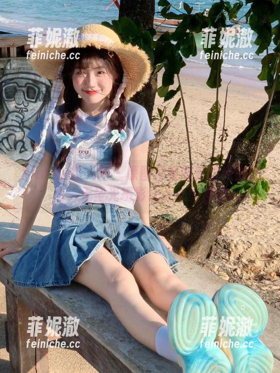 Xiuren秀人网 - 原图呈现顾楚楚纯白风尚，无圣光摄影让人心醉神迷