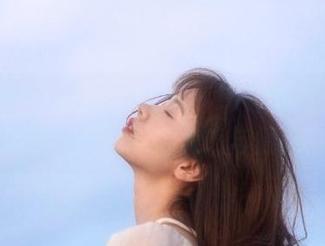 beautyleg – 一起分享Brindy的奶牛写真集：发现极致美感与情感宣泄