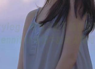 beautyleg – 橙色夕阳下的私拍写真，Jennifer与奶牛的动人瞬间