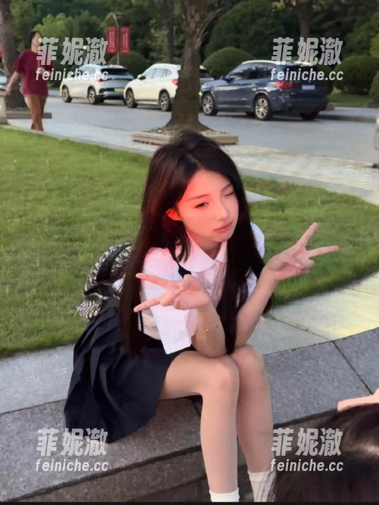 beautyleg - 探索Tammy红裙全集，免费下载令人惊艳的写真艺术
