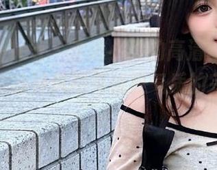 beautyleg – 走进小玲的高清丝袜图集，感受她独特风格与优雅气质的完美结合！