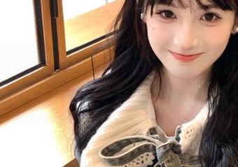 pans – 探索roro学妹的私房美图，感受那份清新与活力的绝美瞬间！