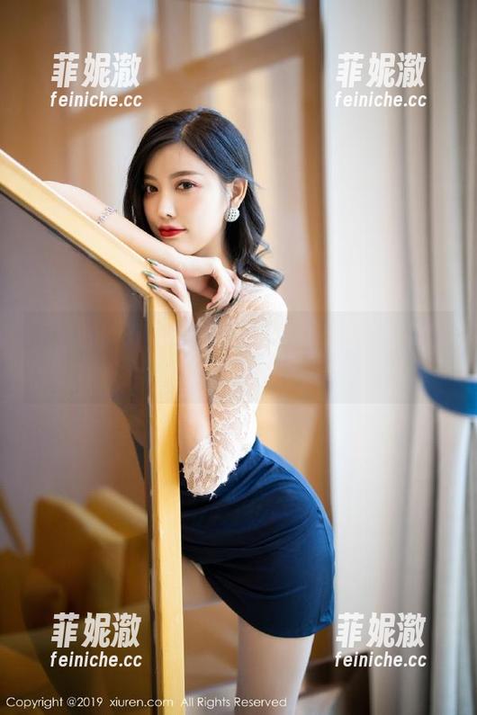 pans-小柔 pans - 小柔万圣节时尚写真图片更新,彰显她的独特创意与风格魅力