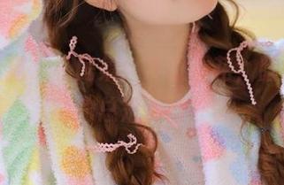 “轰趴猫”私房集：冷眼看花，脑海中萦绕的总是那段往事