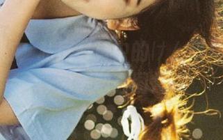 玉藻降临，私房写真中的けん研与自然的完美融合图片