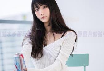 一智智的水手服写真系列：分享原图与美丽照片的独特视角