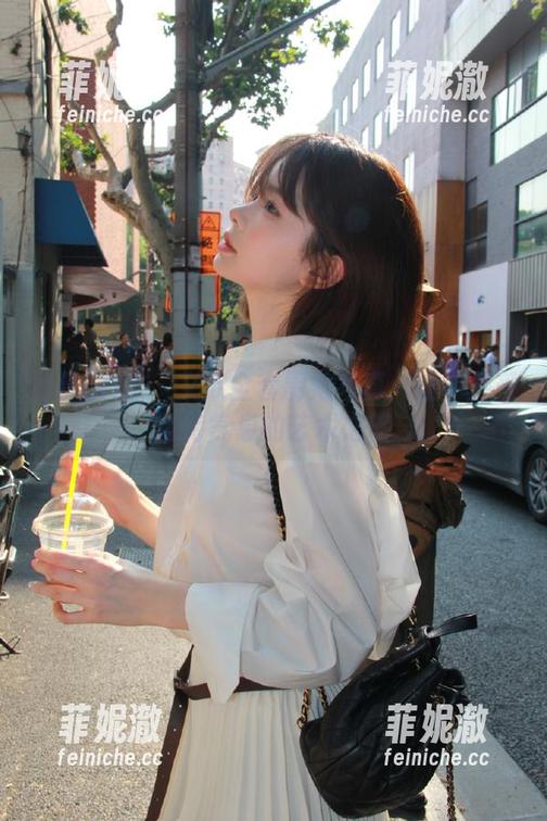丝慕GIRL-文欣 丝慕GIRL - 文欣全套厨娘写真:让你感受独特气息的艺术之旅