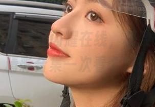 丽柜 – 兔子美足闪耀在线，极致写真作品精彩合集一次看个够！
