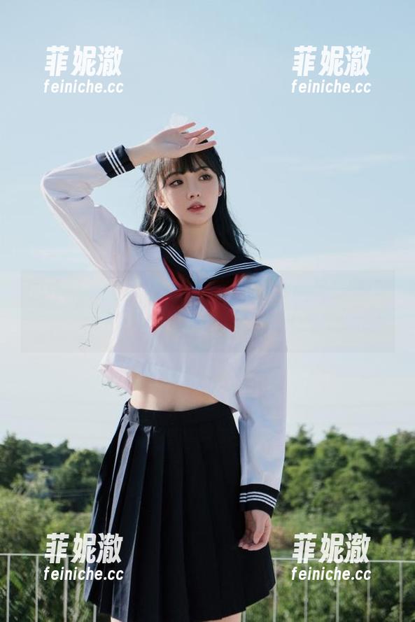 丽柜-小熊 丽柜 - 追随小熊的脚步,海边风景无圣光,原图展现独特魅力!